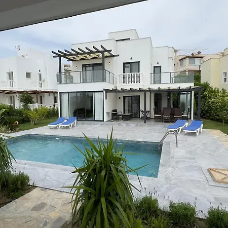 Akasya With Private Pool Vilă